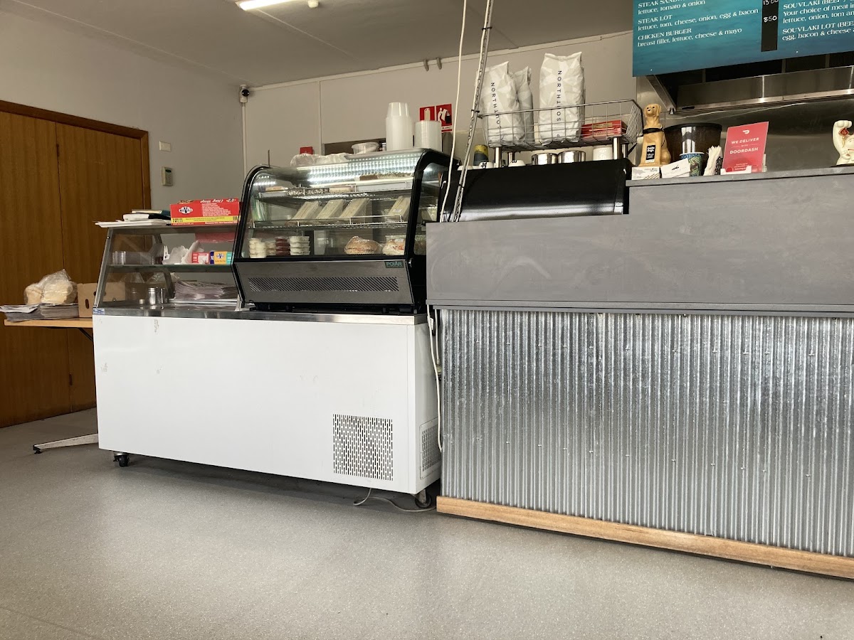 Trackside Fish And Chips / Cafe